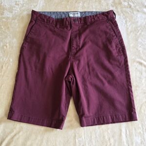 Billabong Men's Maroon Flat Front Shorts Sz 32